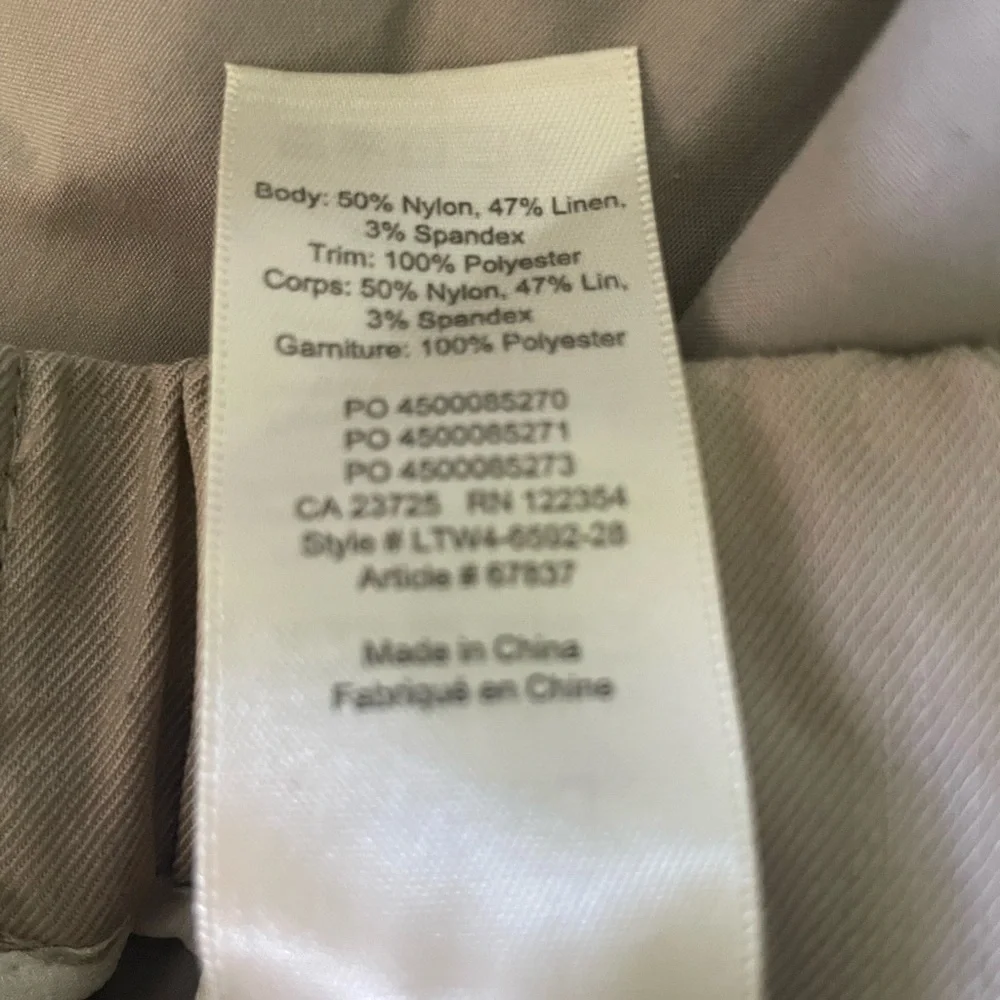 Aritzia Wilfred Darontal Cropped Taupe Trouser Pants Women's Size 2